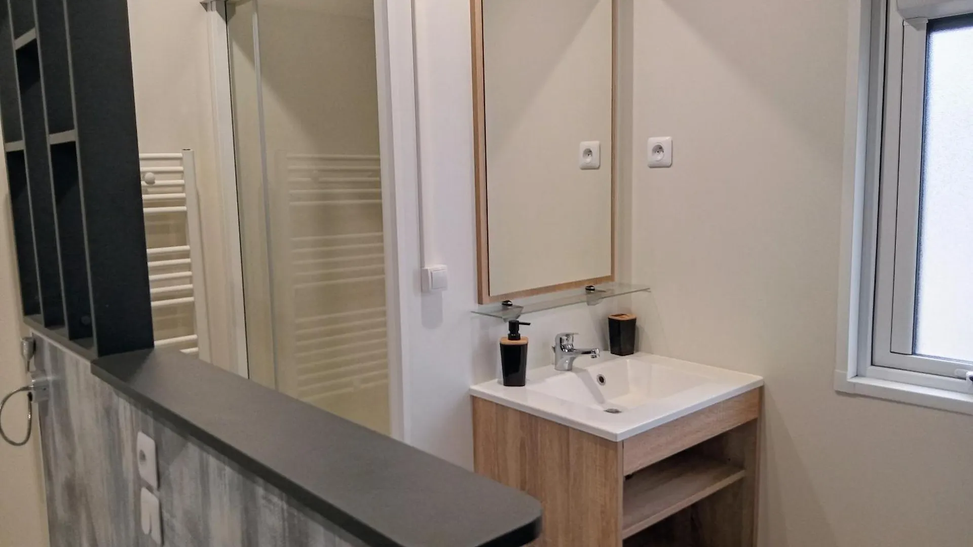 Le Cottage 800 M Plage, Wifi, Parking Ambon